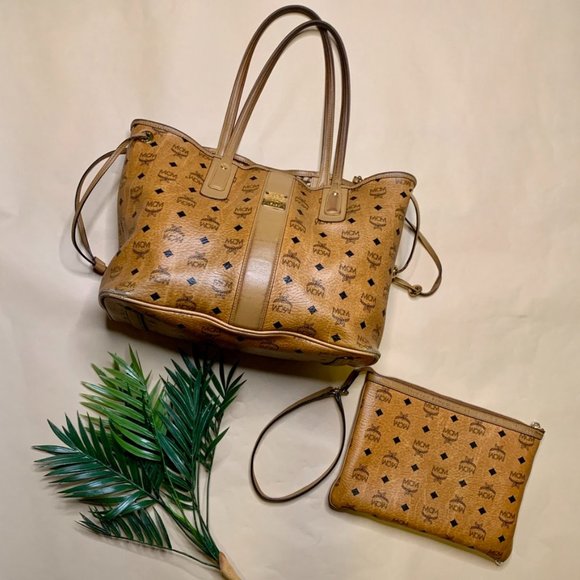 Authentic MCM Liz Reversible Visetos Shopper (med) - Picture 1 of 16